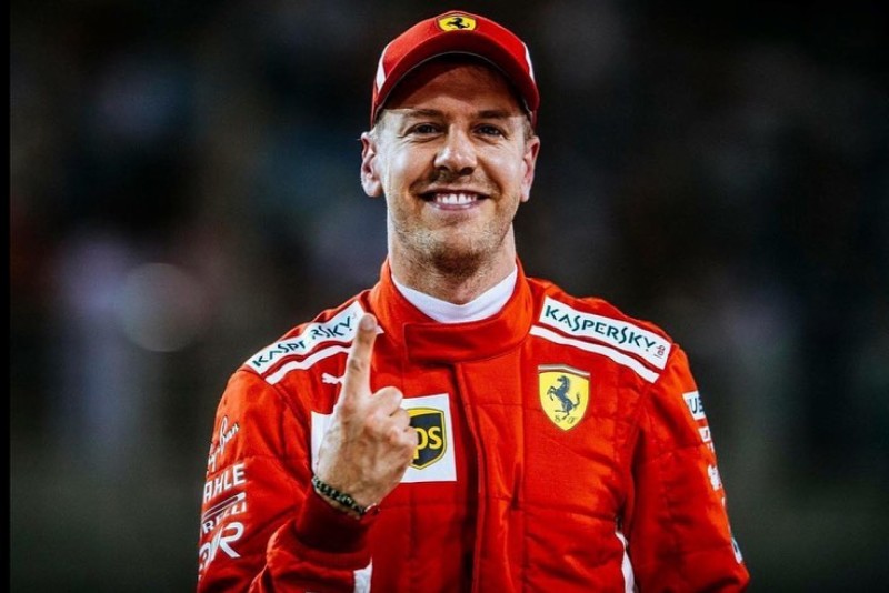 Vettel gia nhập Aston Martin từ mùa giải F1 2021