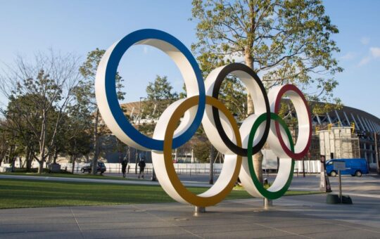 Người Nhật ký đơn đòi hủy Olympic Tokyo do lo ngại dịch covid 19
